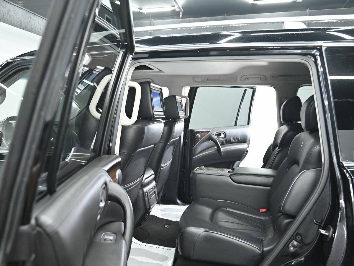 Infiniti QX80 2013 года с пробегом. Фото: #16