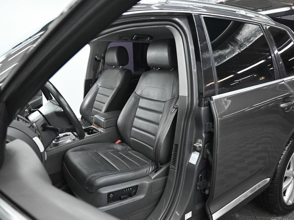 Volkswagen Touareg 2010 года с пробегом. Фото: #5