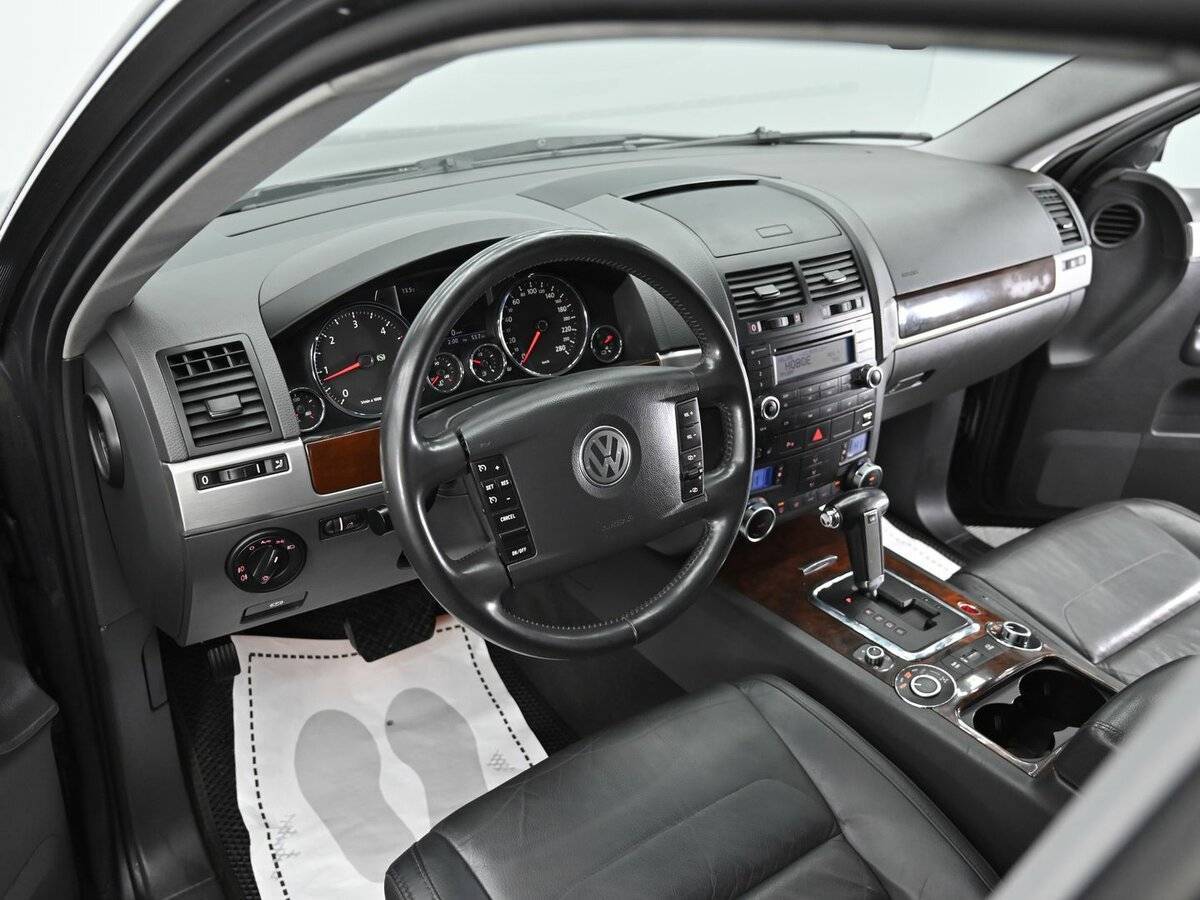 Volkswagen Touareg 2010 года с пробегом. Фото: #7