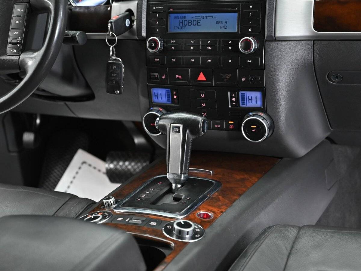 Volkswagen Touareg 2010 года с пробегом. Фото: #9