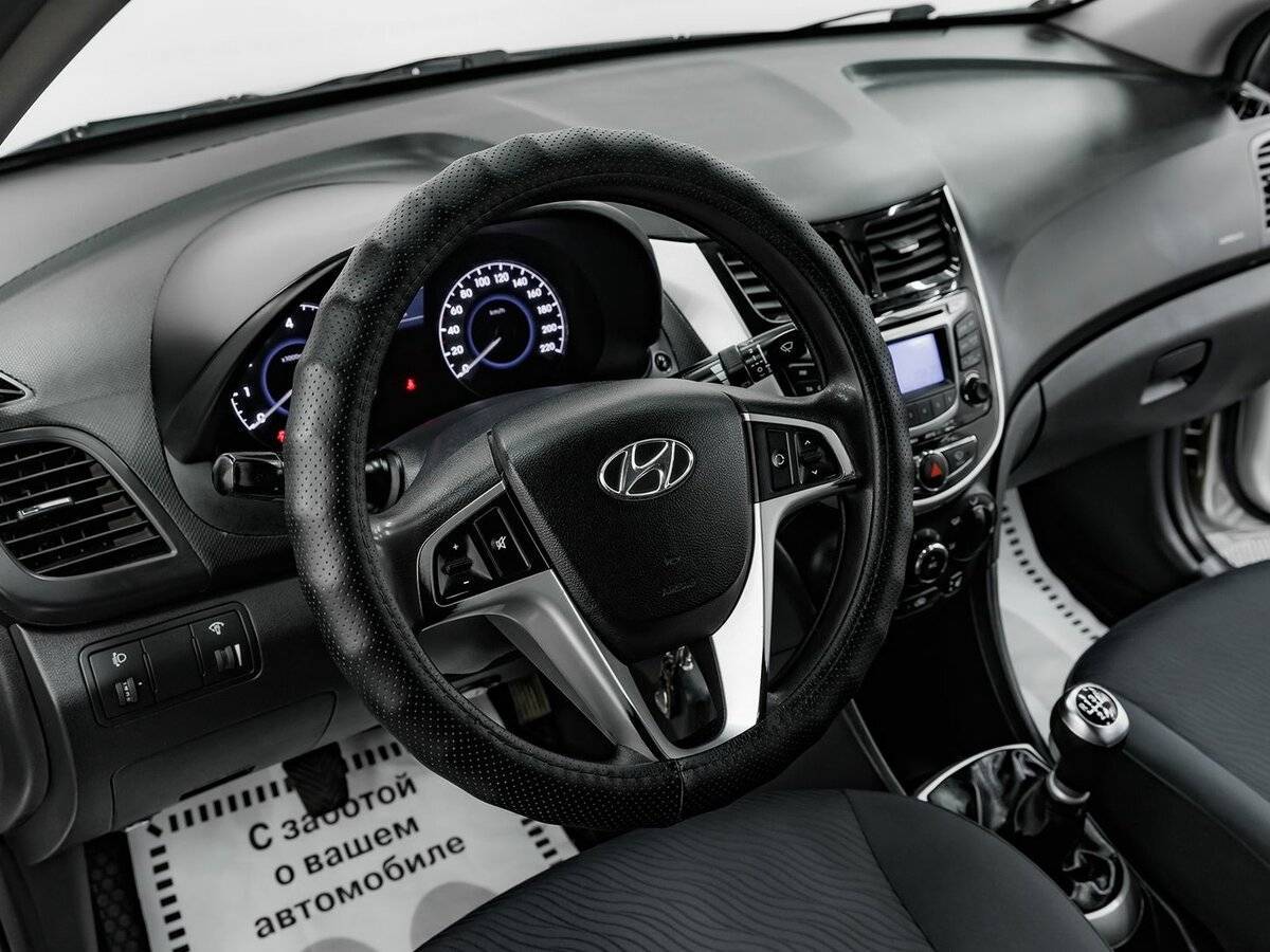 Hyundai Solaris 2011 года с пробегом. Фото: #10