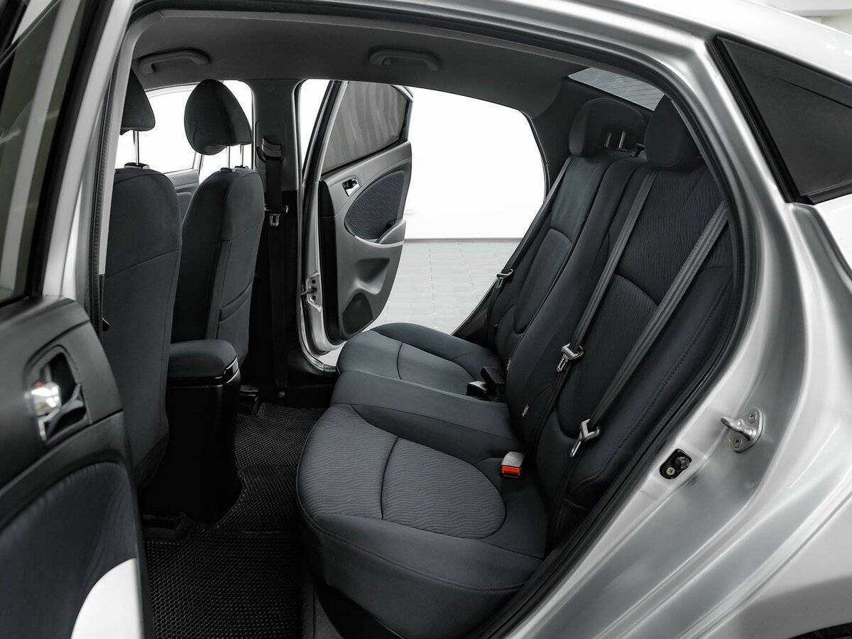 Hyundai Solaris 2011 года с пробегом. Фото: #15