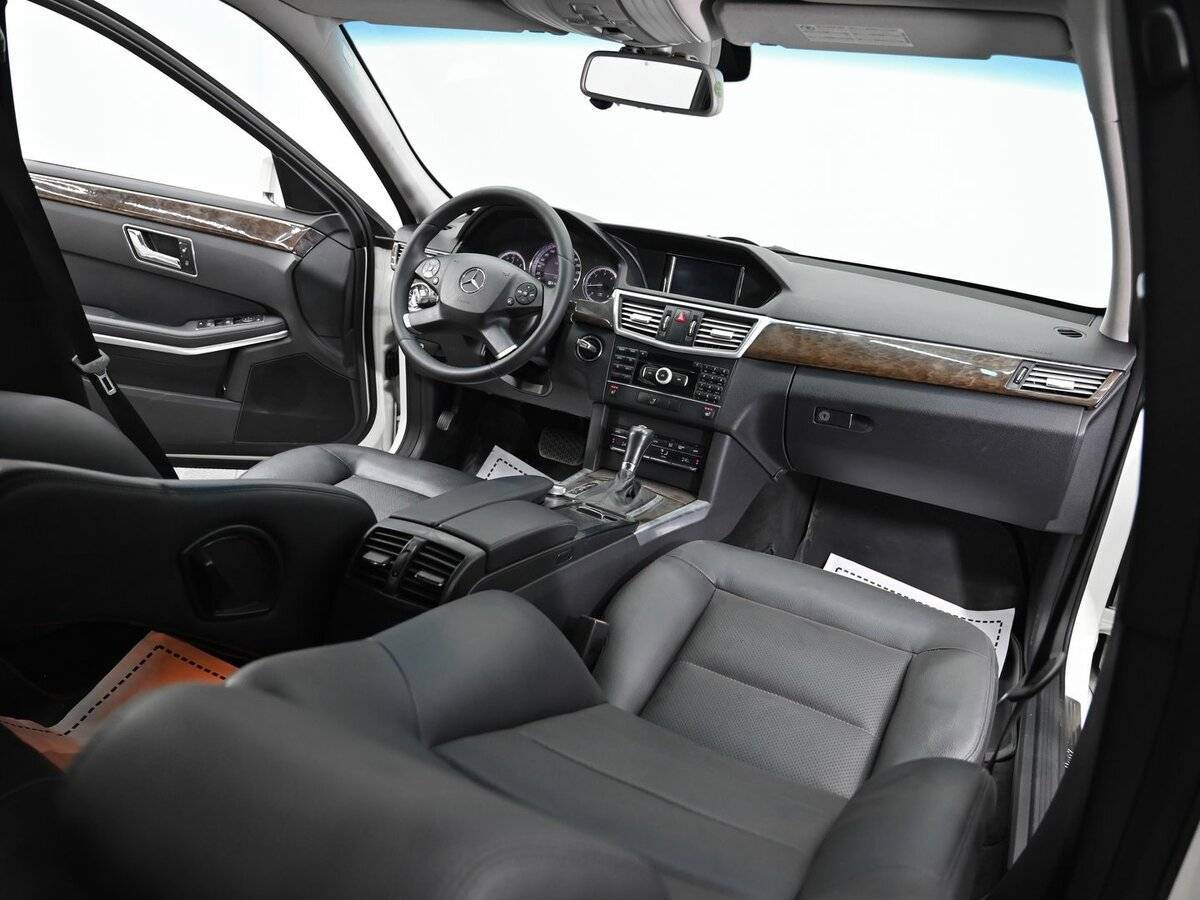 Mercedes-Benz E-Класс 2010 года с пробегом. Фото: #9