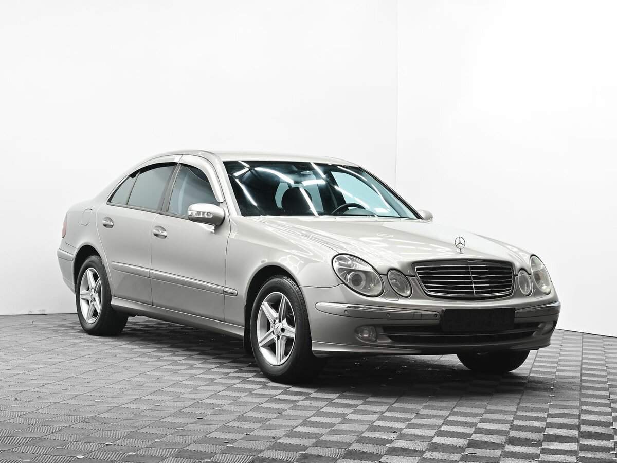 Mercedes-Benz E-Класс 2004 года с пробегом. Фото: #1