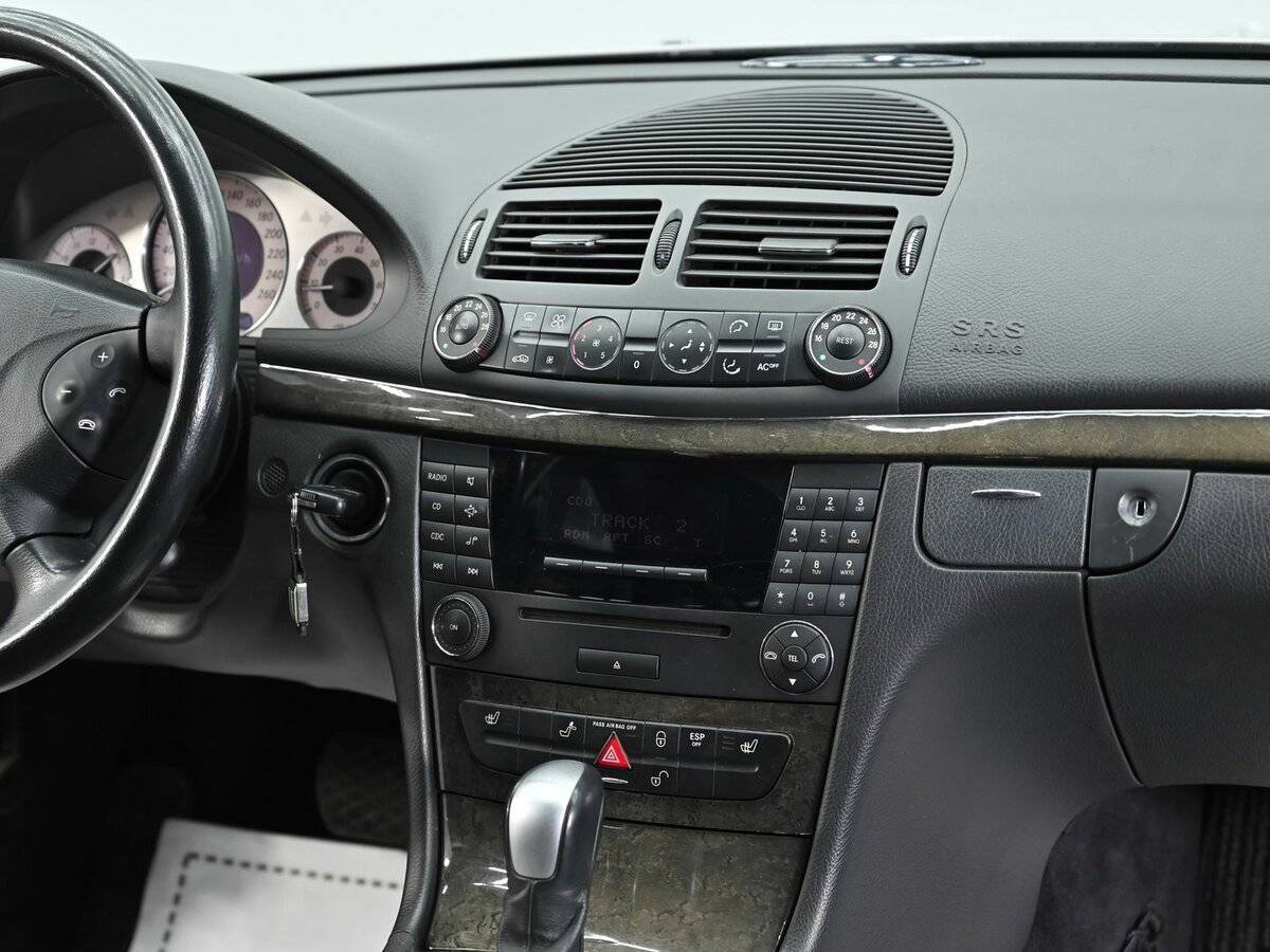 Mercedes-Benz E-Класс 2004 года с пробегом. Фото: #9