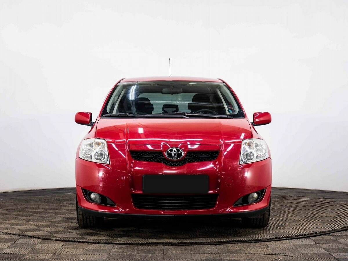 Toyota Auris 2008 года с пробегом. Фото: #1