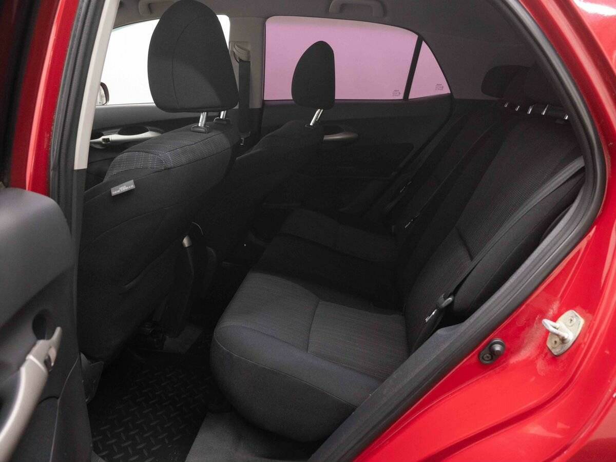 Toyota Auris 2008 года с пробегом. Фото: #8