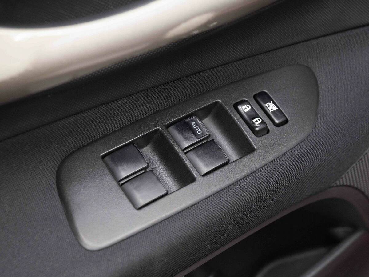 Toyota Auris 2008 года с пробегом. Фото: #15