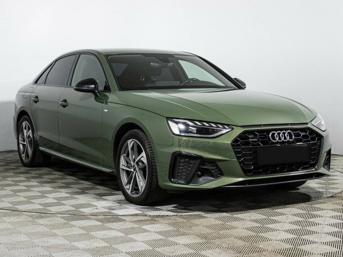 Audi A4 2021 года с пробегом. Фото: #2