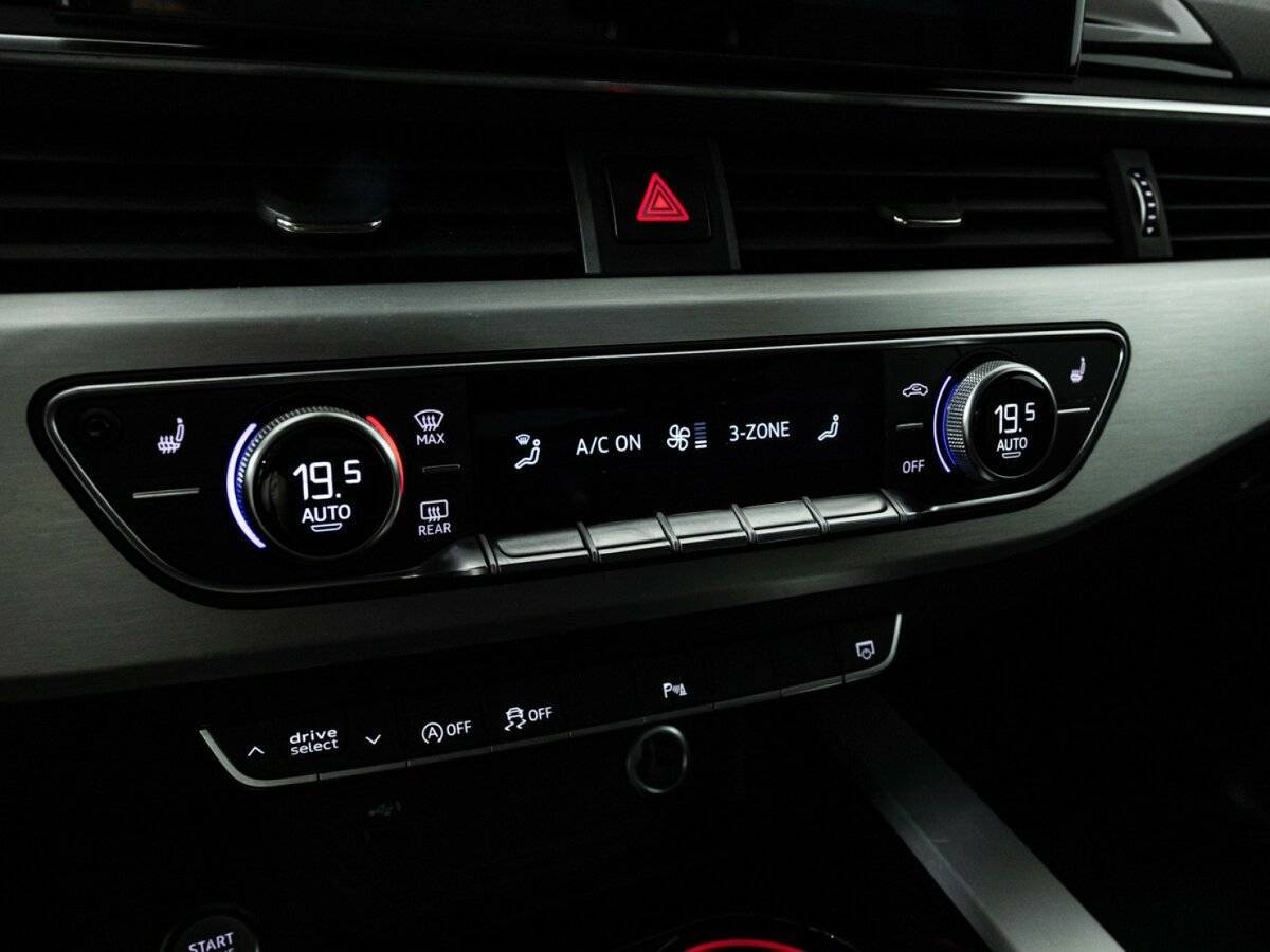 Audi A4 2021 года с пробегом. Фото: #17