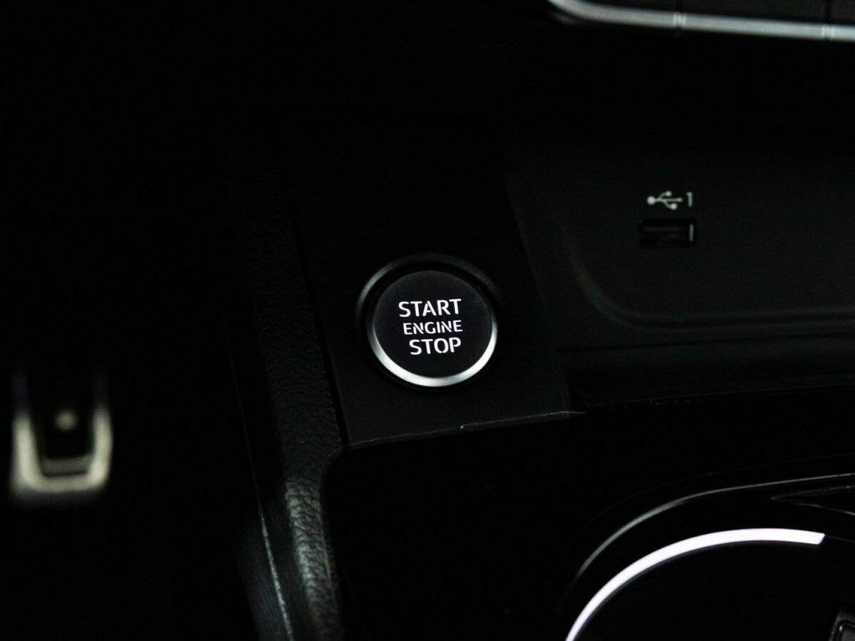 Audi A4 2021 года с пробегом. Фото: #19