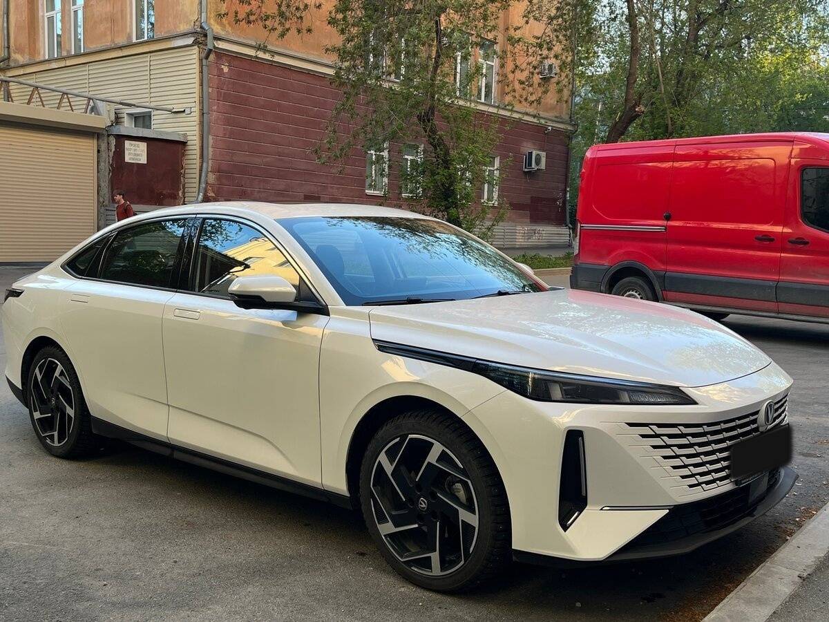 Changan Lamore 2023 года с пробегом. Фото: #7