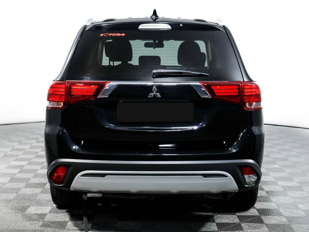 Mitsubishi Outlander 2019 года с пробегом. Фото: #5