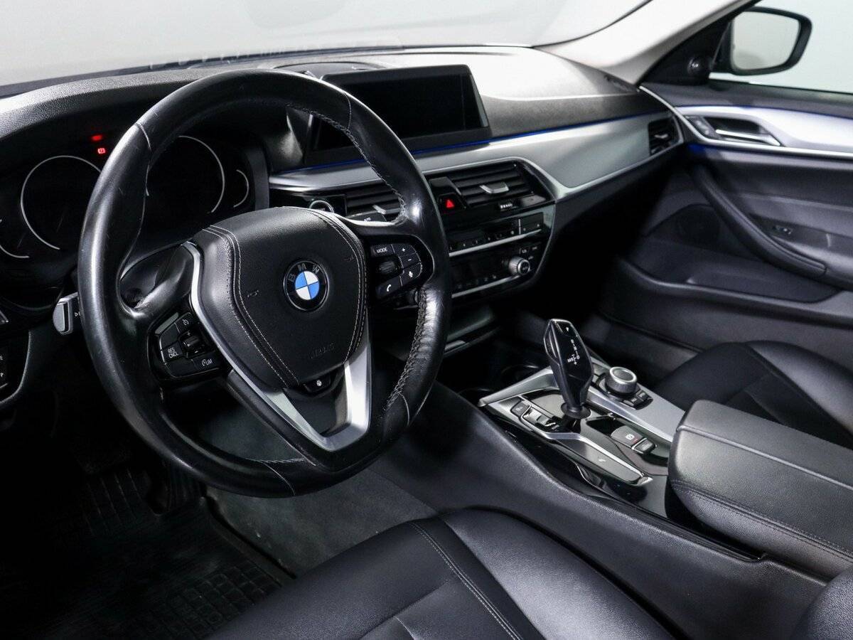 BMW 5 серии 2018 года с пробегом. Фото: #8