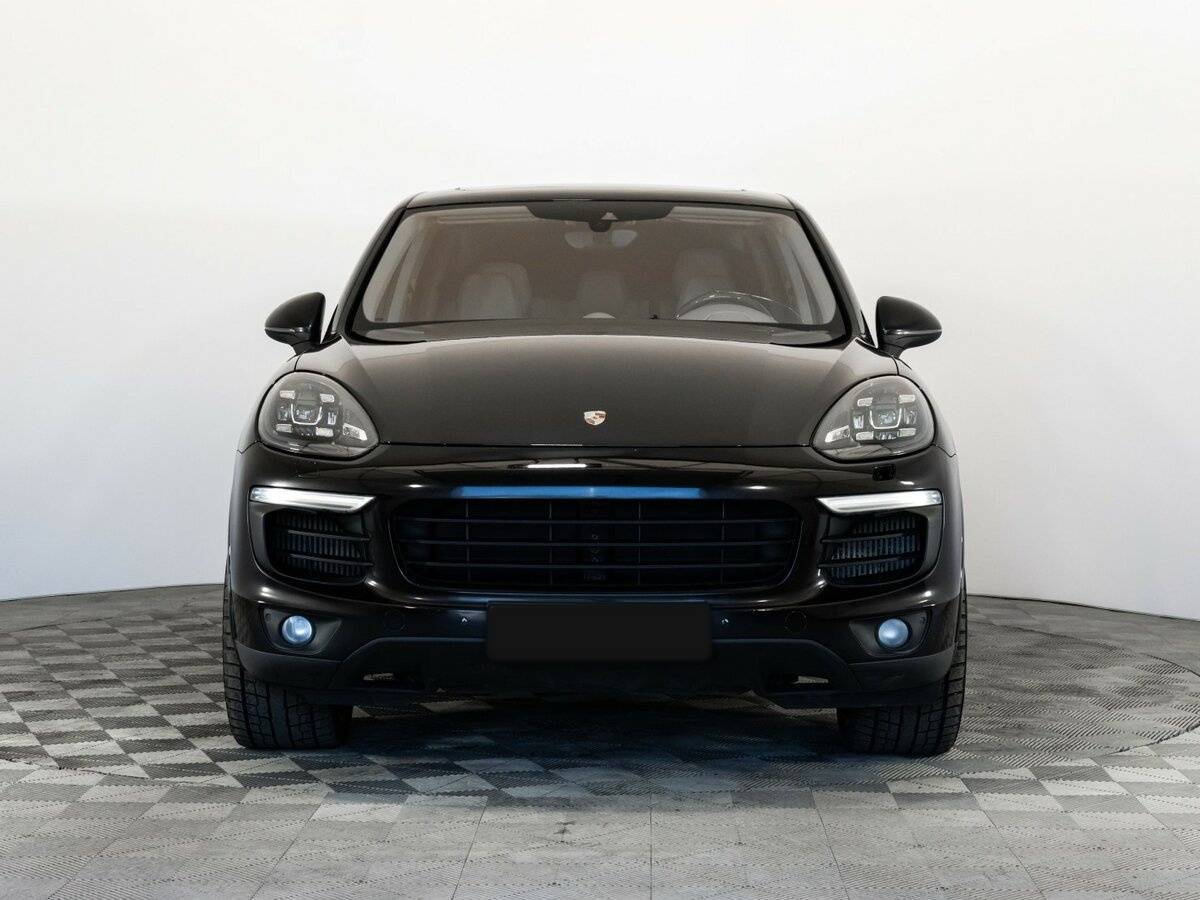 Porsche Cayenne 2016 года с пробегом. Фото: #1