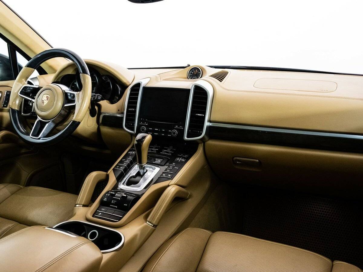 Porsche Cayenne 2016 года с пробегом. Фото: #6