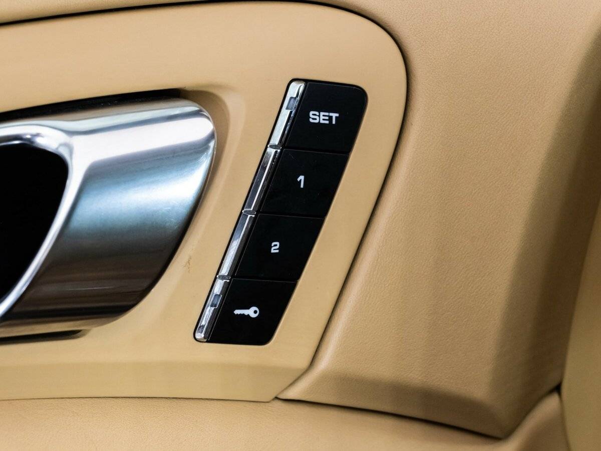 Porsche Cayenne 2016 года с пробегом. Фото: #16