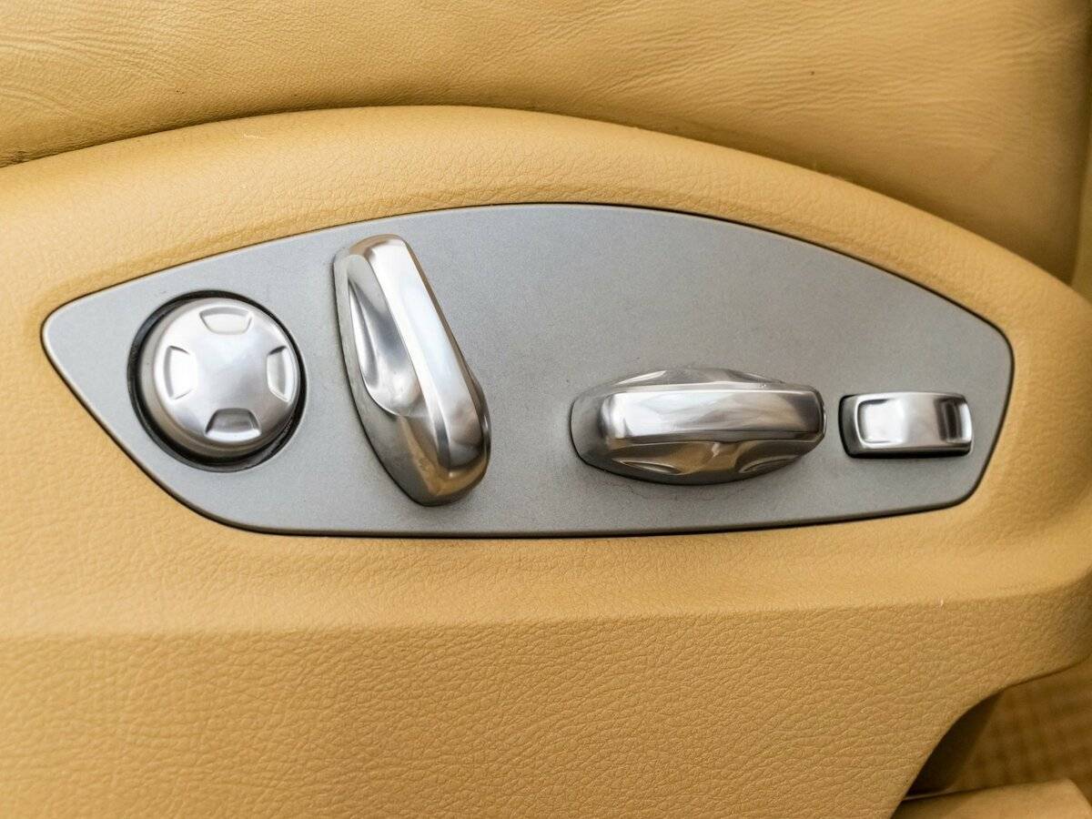 Porsche Cayenne 2016 года с пробегом. Фото: #22