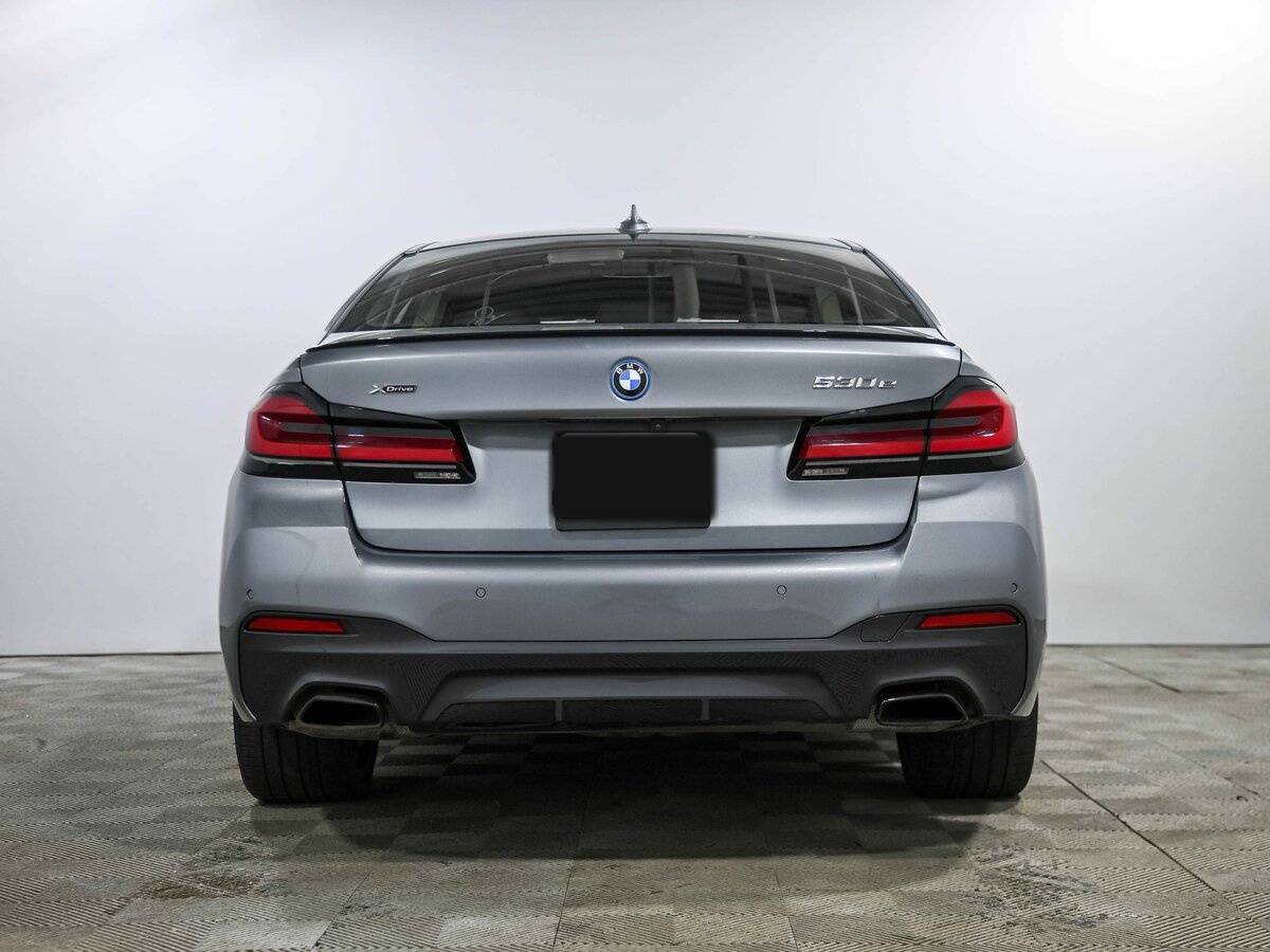 BMW 5 серии 2022 года с пробегом. Фото: #3