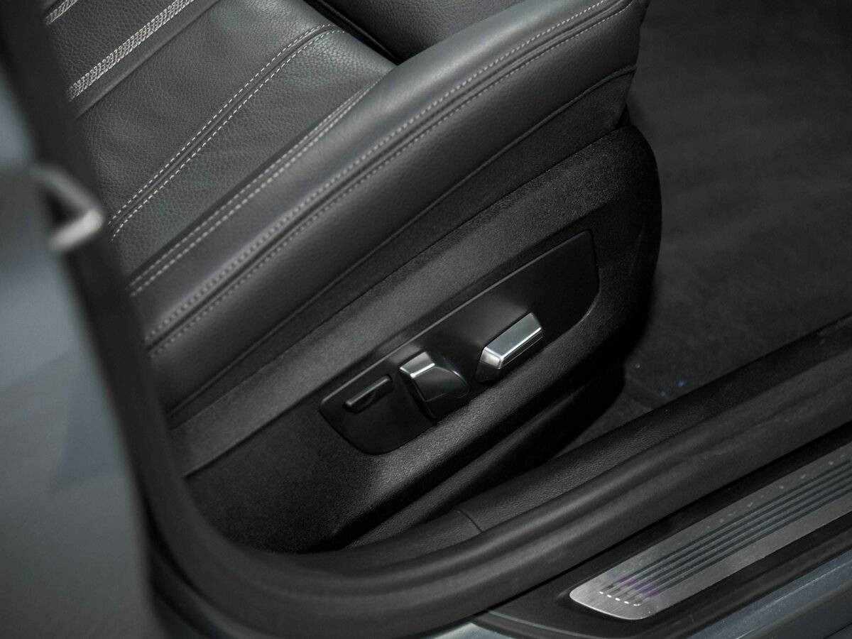 BMW 5 серии 2022 года с пробегом. Фото: #22