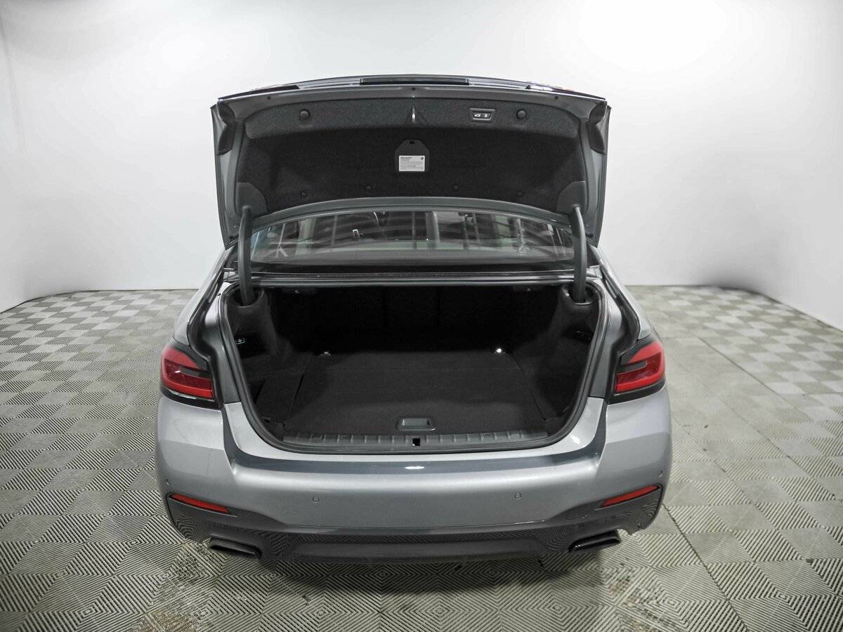 BMW 5 серии 2022 года с пробегом. Фото: #23