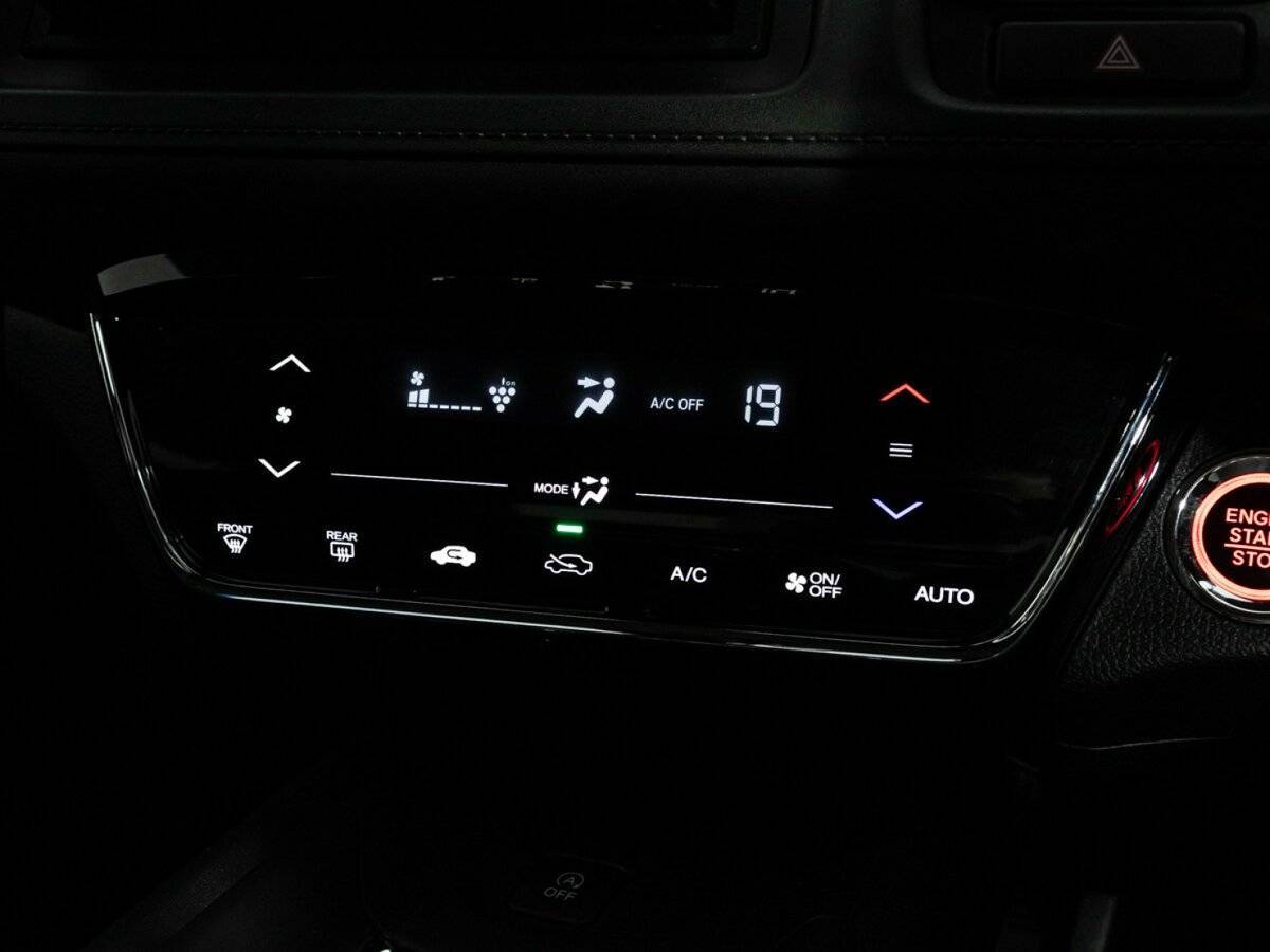 Honda Vezel 2019 года с пробегом. Фото: #13