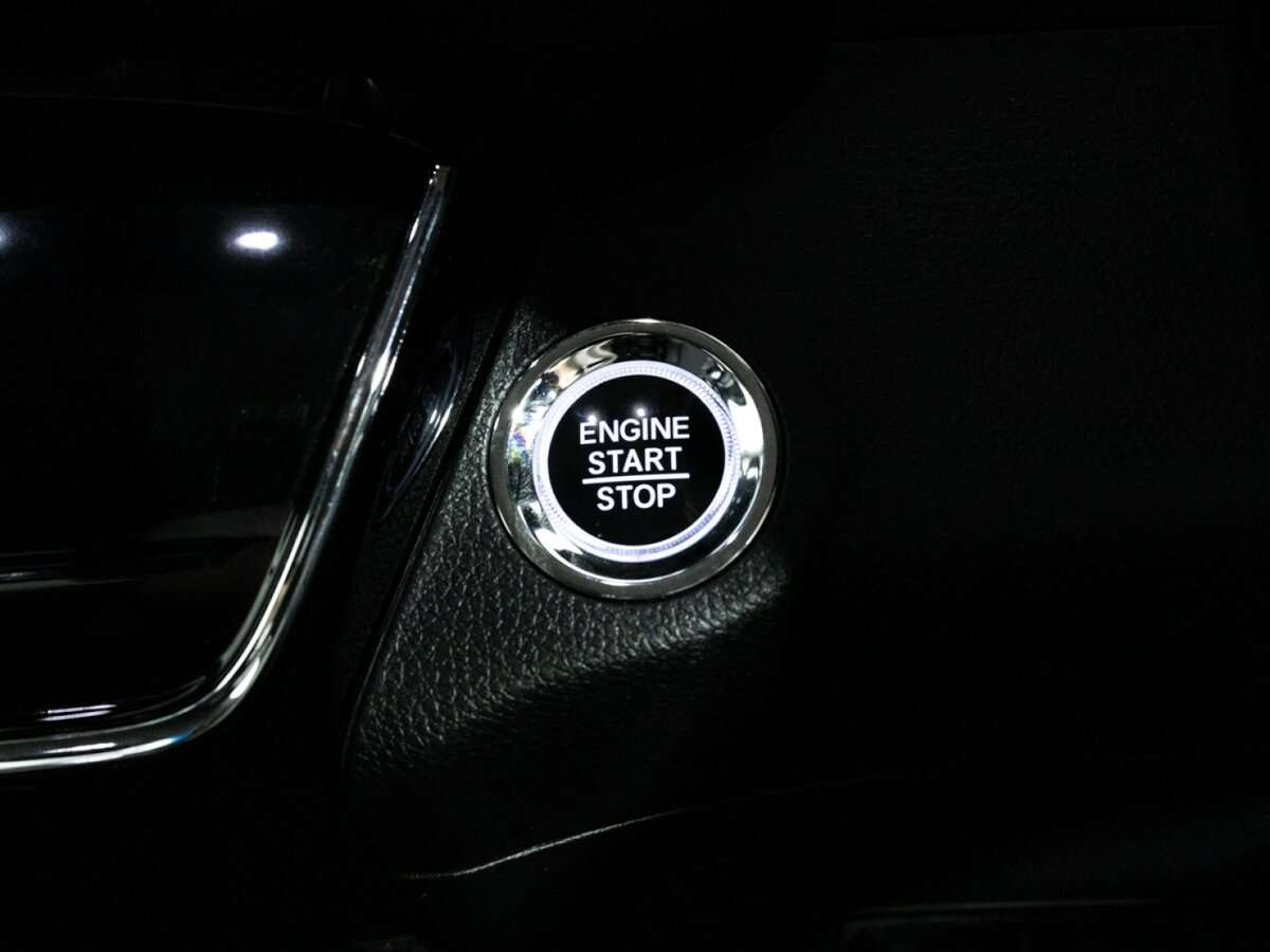 Honda Vezel 2019 года с пробегом. Фото: #16