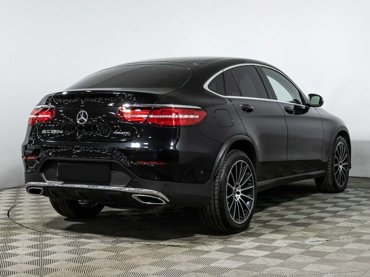 Mercedes-Benz GLC Coupe 2018 года с пробегом. Фото: #4