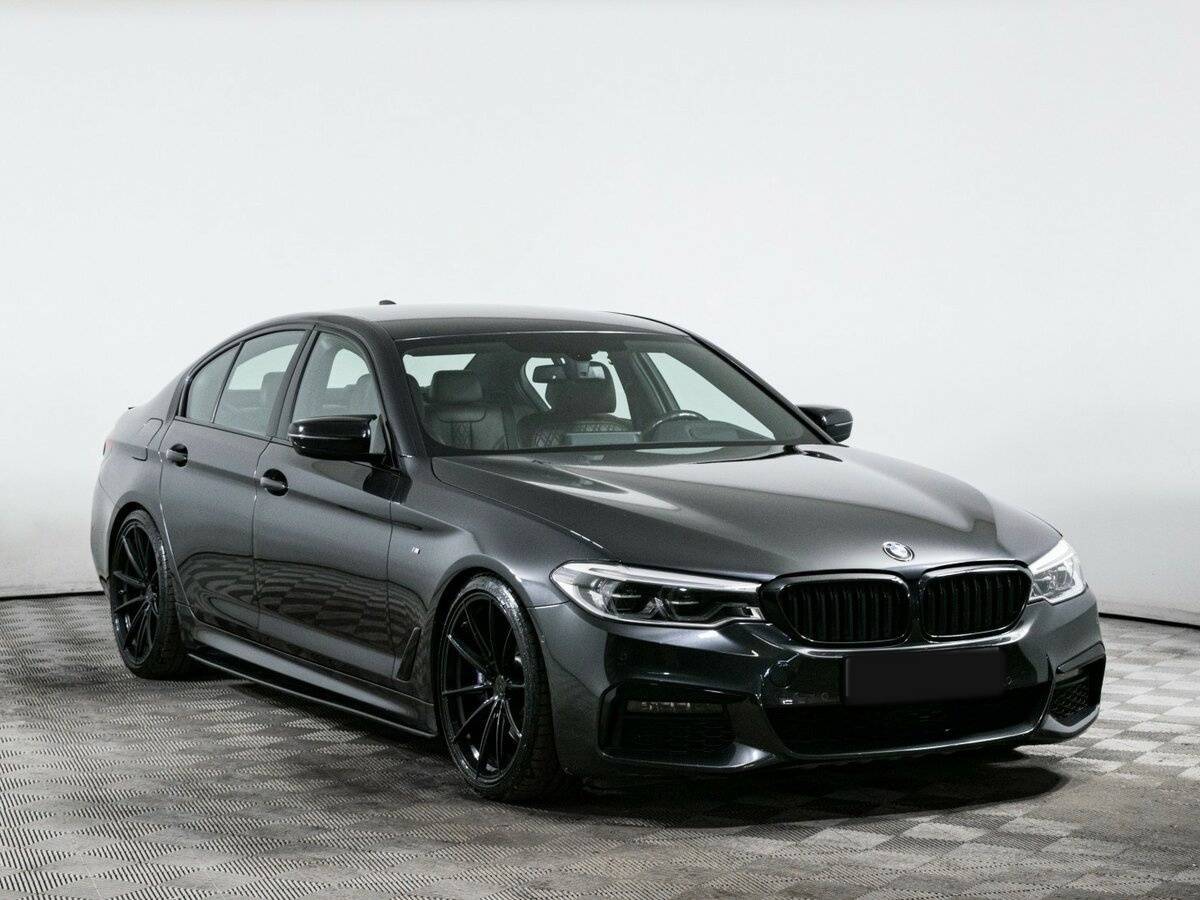 BMW 5 серии 2018 года с пробегом. Фото: #2
