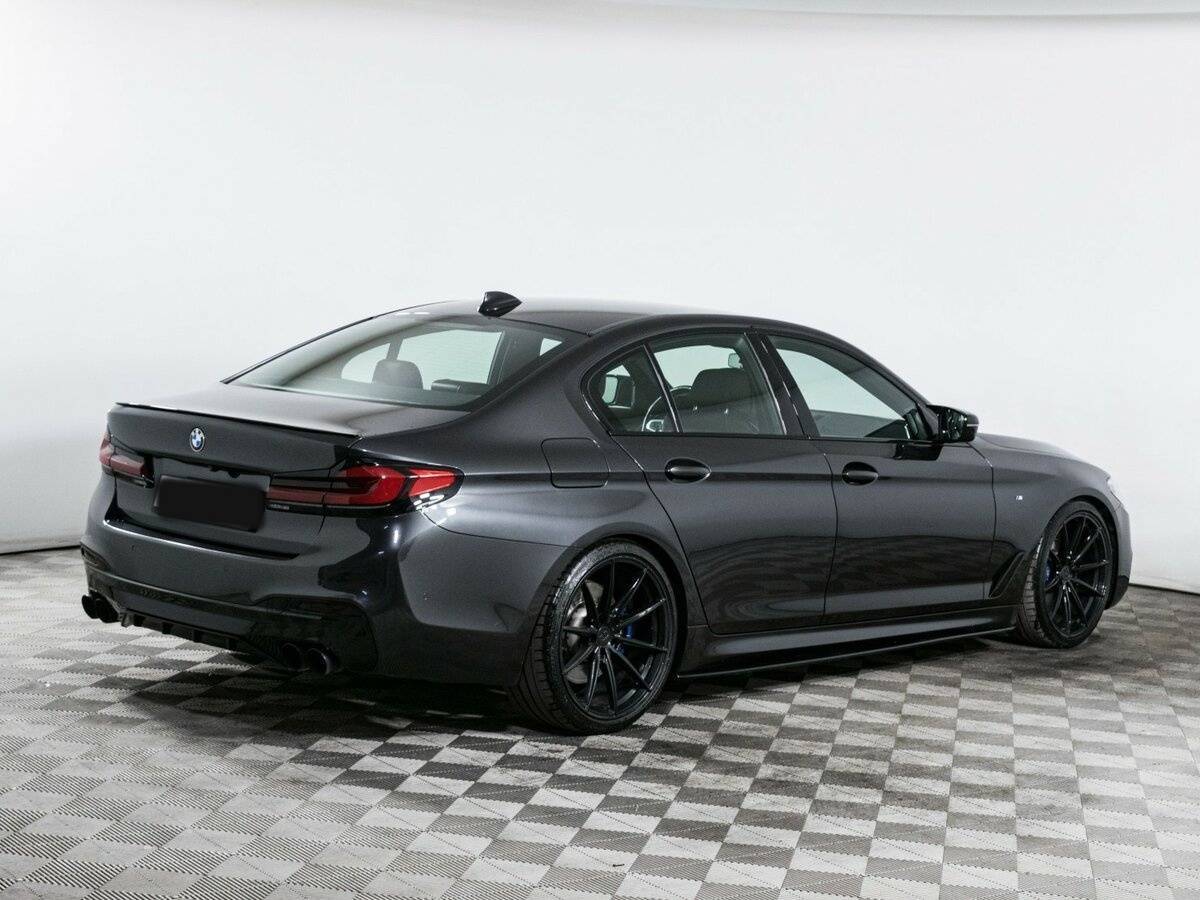 BMW 5 серии 2018 года с пробегом. Фото: #3