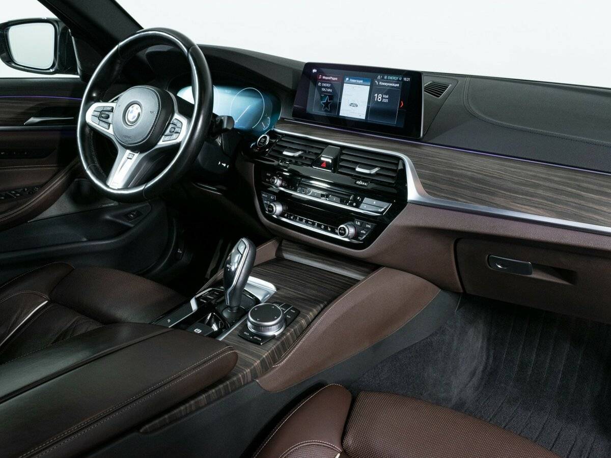 BMW 5 серии 2018 года с пробегом. Фото: #8