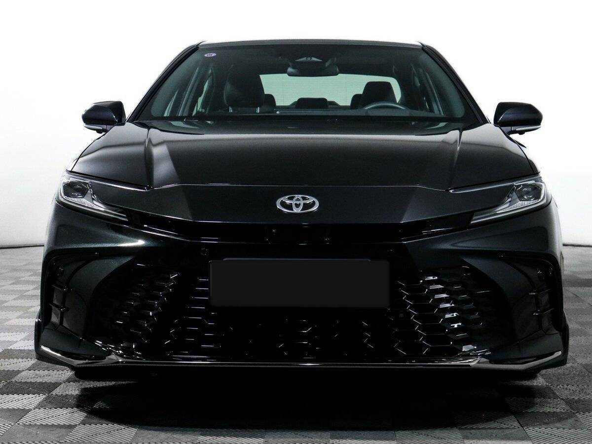 Toyota Camry 2024 года с пробегом. Фото: #1