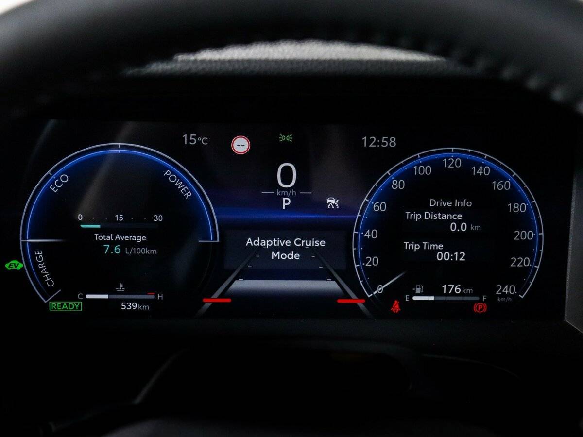 Toyota Camry 2024 года с пробегом. Фото: #10