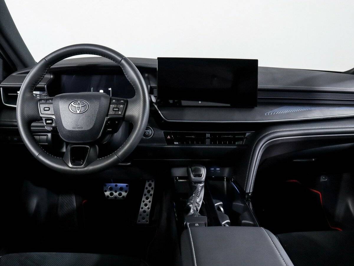 Toyota Camry 2024 года с пробегом. Фото: #11