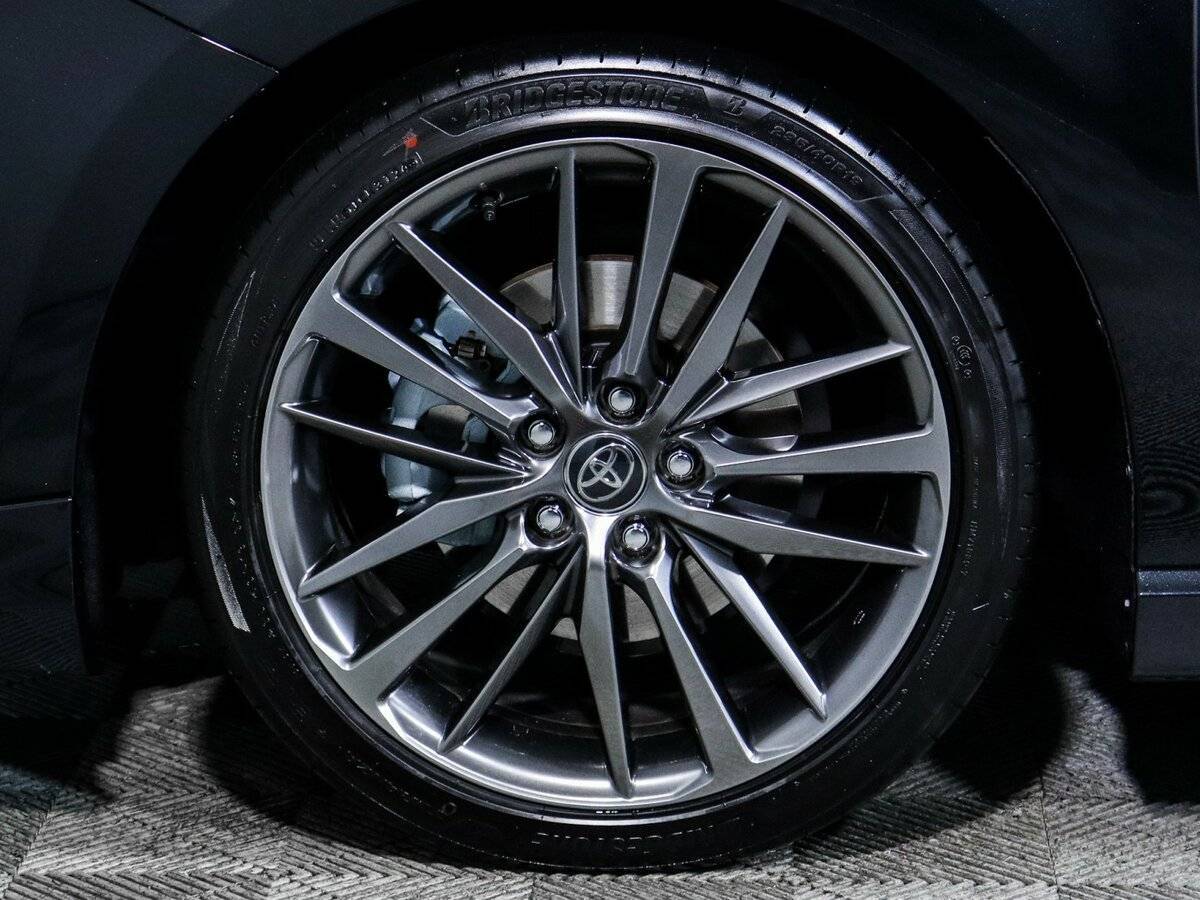 Toyota Camry 2024 года с пробегом. Фото: #13