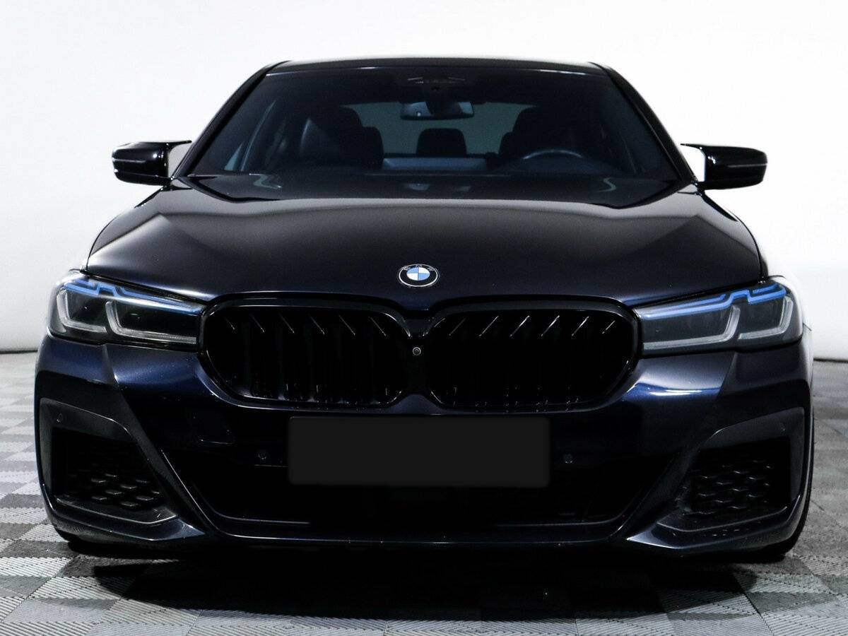 BMW 5 серии 2020 года с пробегом. Фото: #1