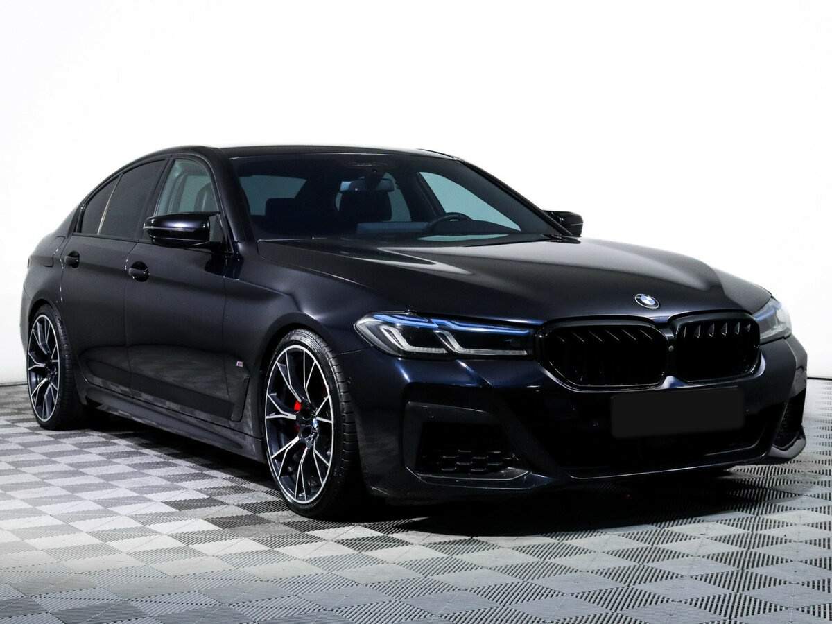 BMW 5 серии 2020 года с пробегом. Фото: #2