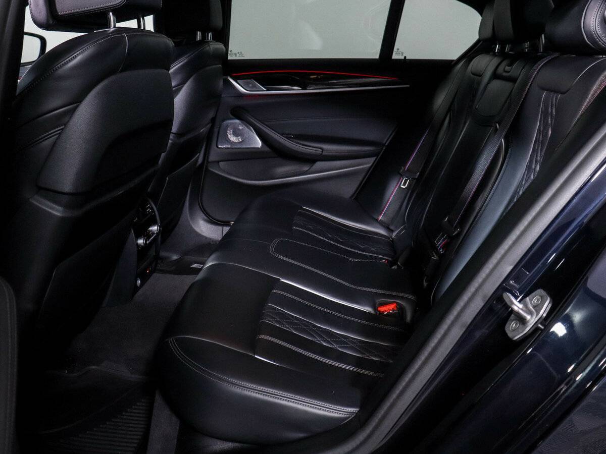 BMW 5 серии 2020 года с пробегом. Фото: #9