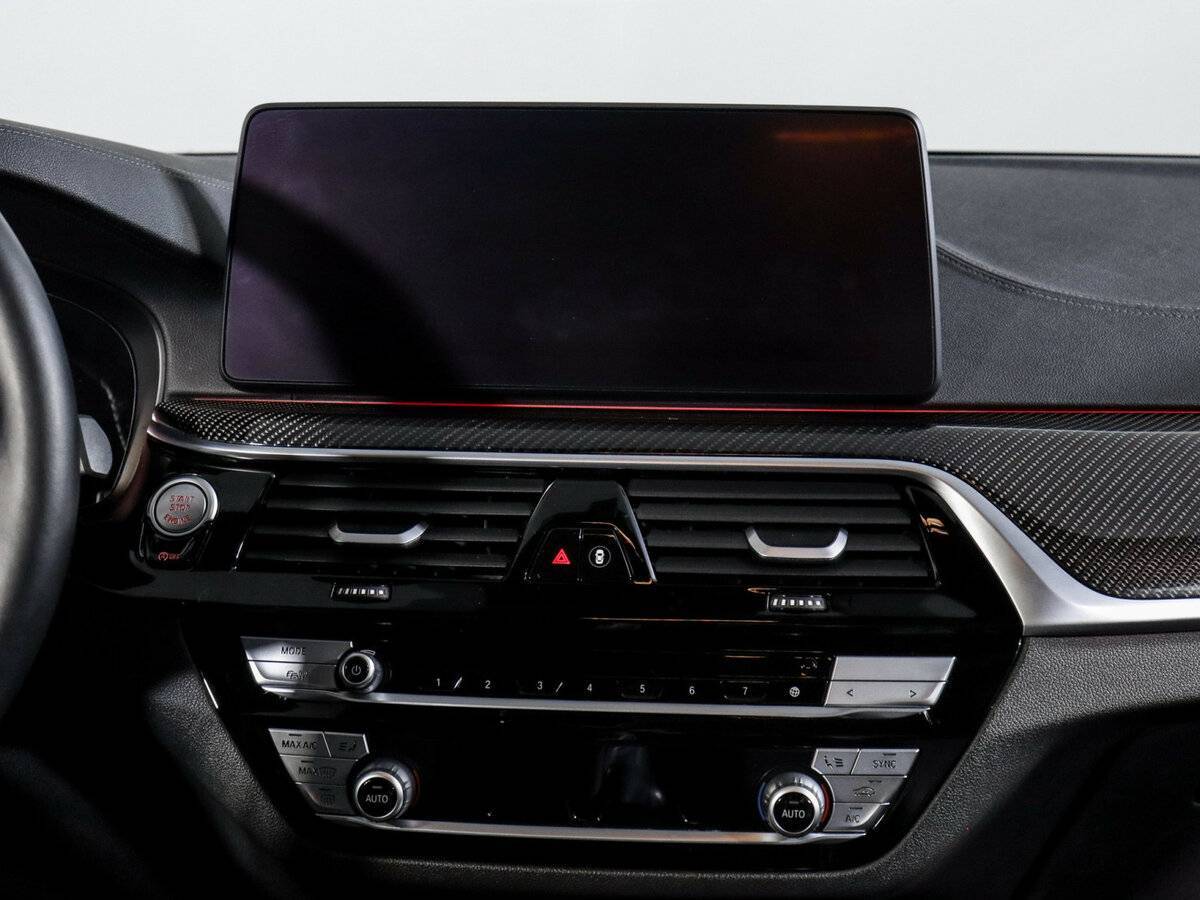 BMW 5 серии 2020 года с пробегом. Фото: #12