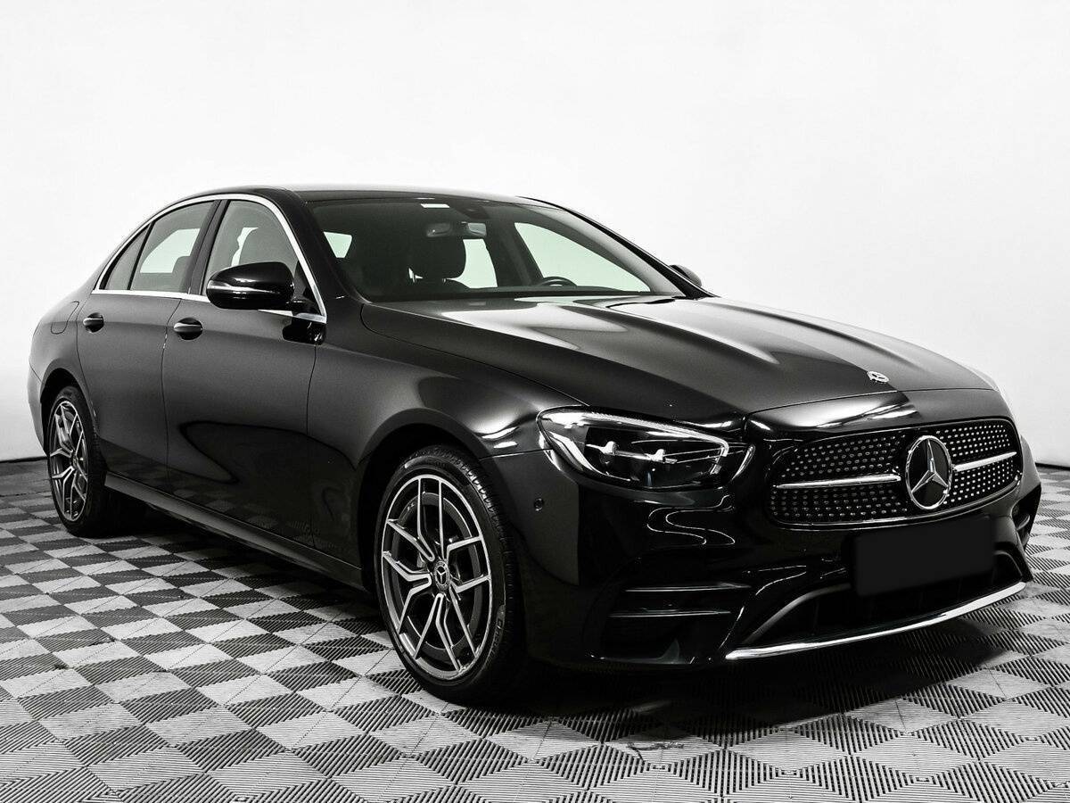 Mercedes-Benz E-Класс 2021 года с пробегом. Фото: #2