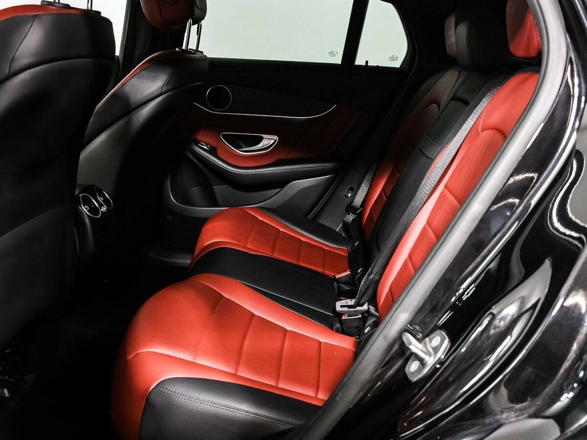 Mercedes-Benz GLC Coupe 2017 года с пробегом. Фото: #12