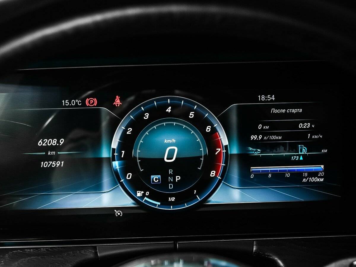 Mercedes-Benz E-Класс 2019 года с пробегом. Фото: #9