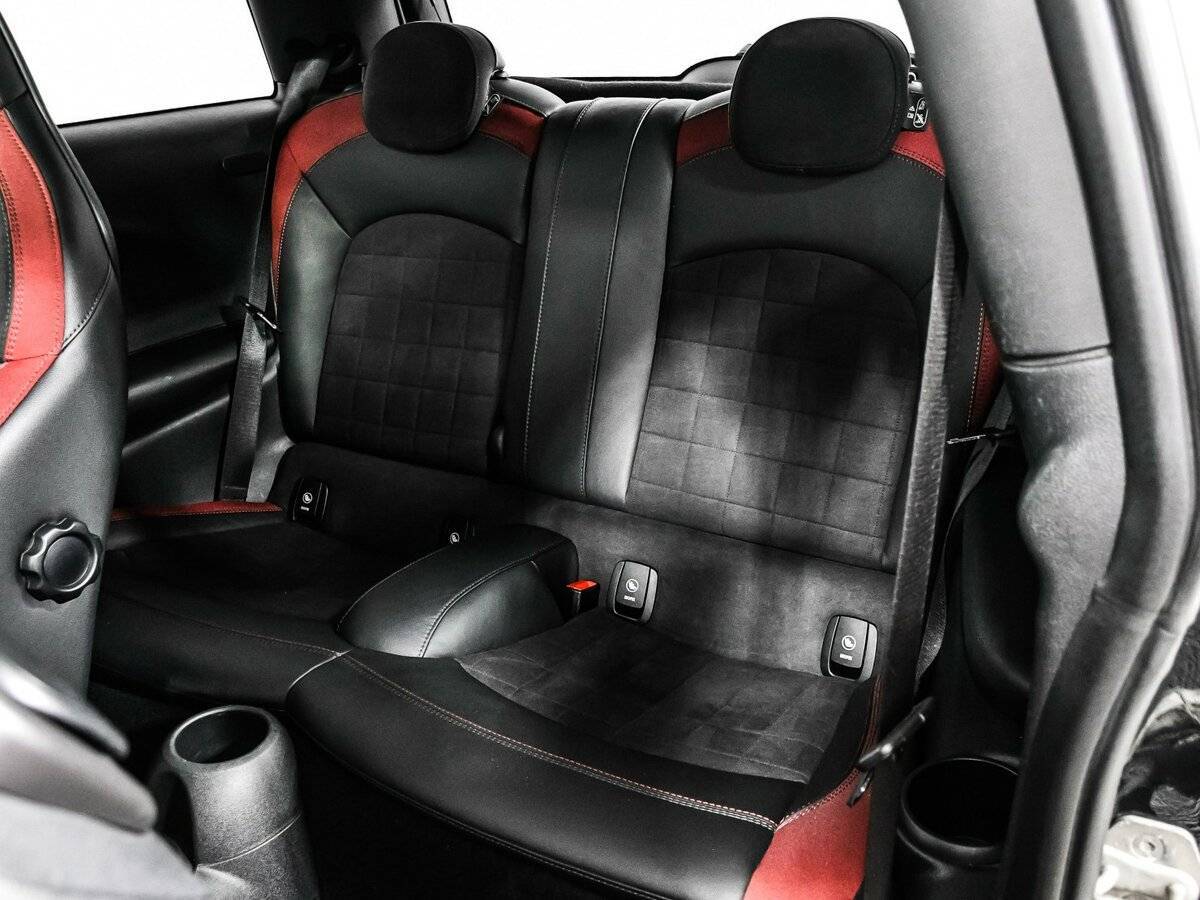 Mini Hatch 2018 года с пробегом. Фото: #12