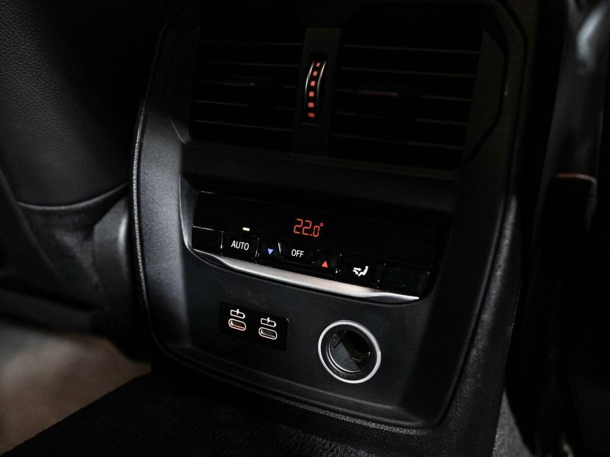 BMW 3 серии 2019 года с пробегом. Фото: #24