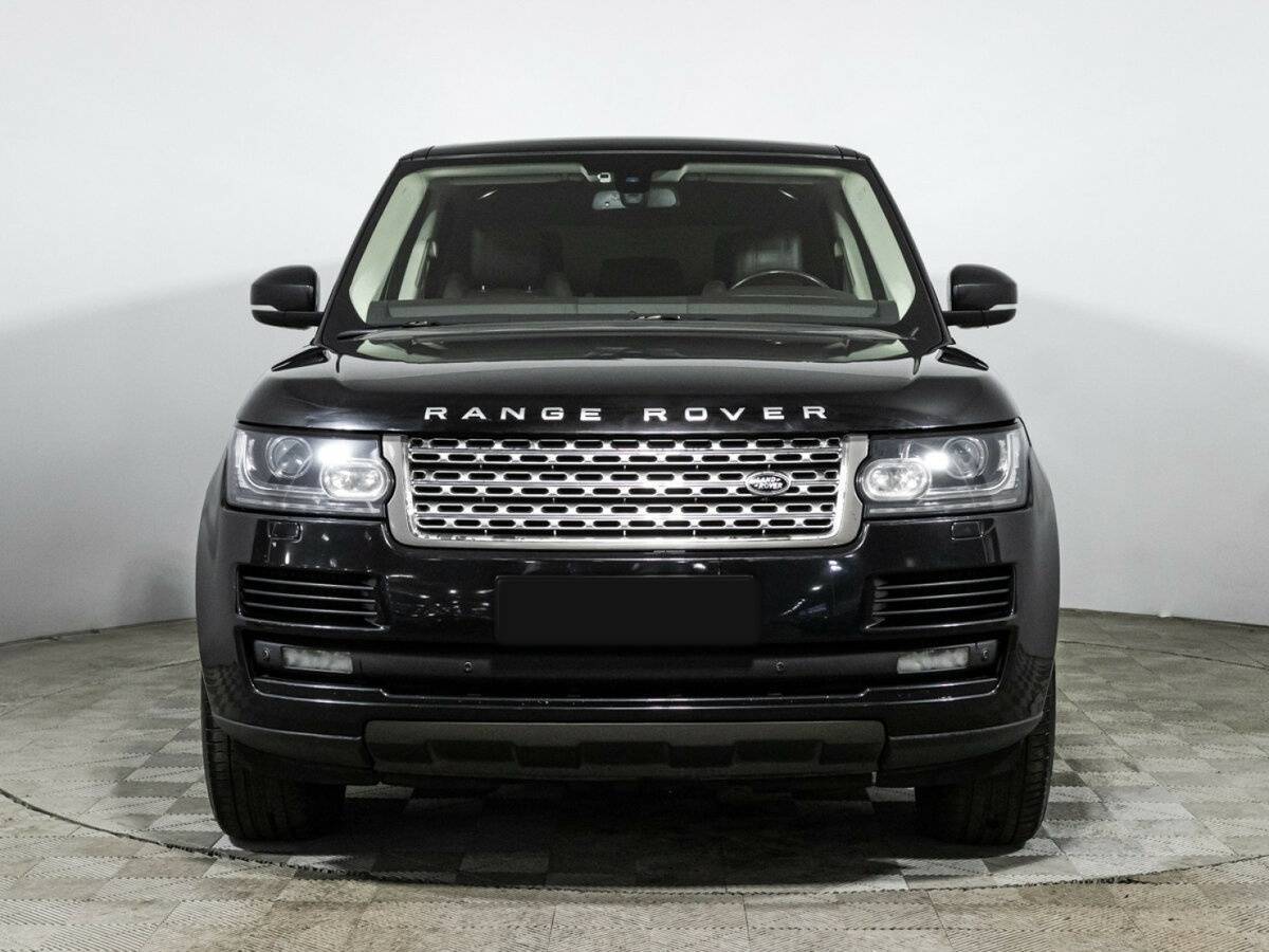 Land Rover Range Rover 2015 года с пробегом. Фото: #1