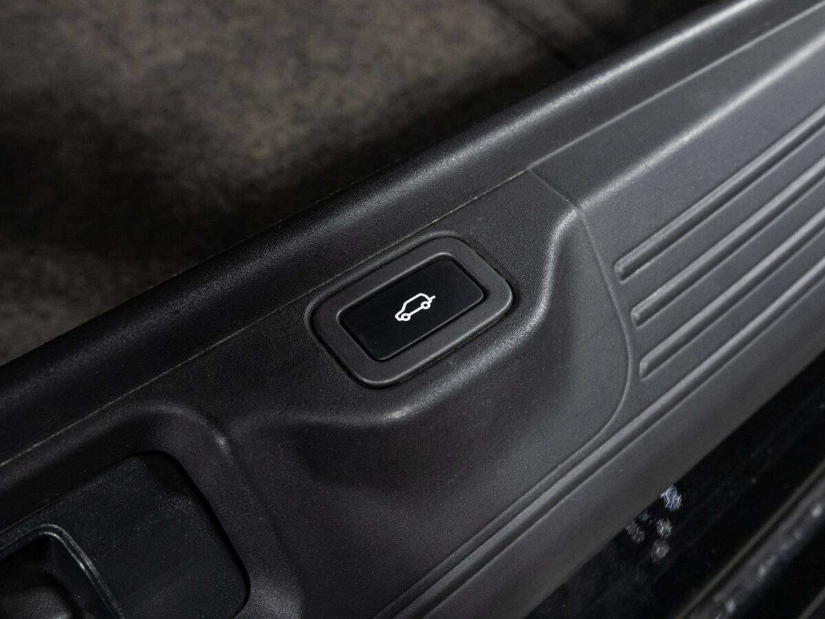 Land Rover Range Rover 2015 года с пробегом. Фото: #13