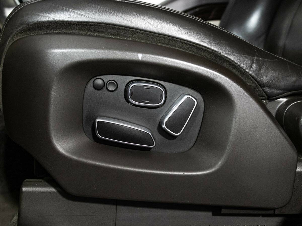 Land Rover Range Rover 2015 года с пробегом. Фото: #15