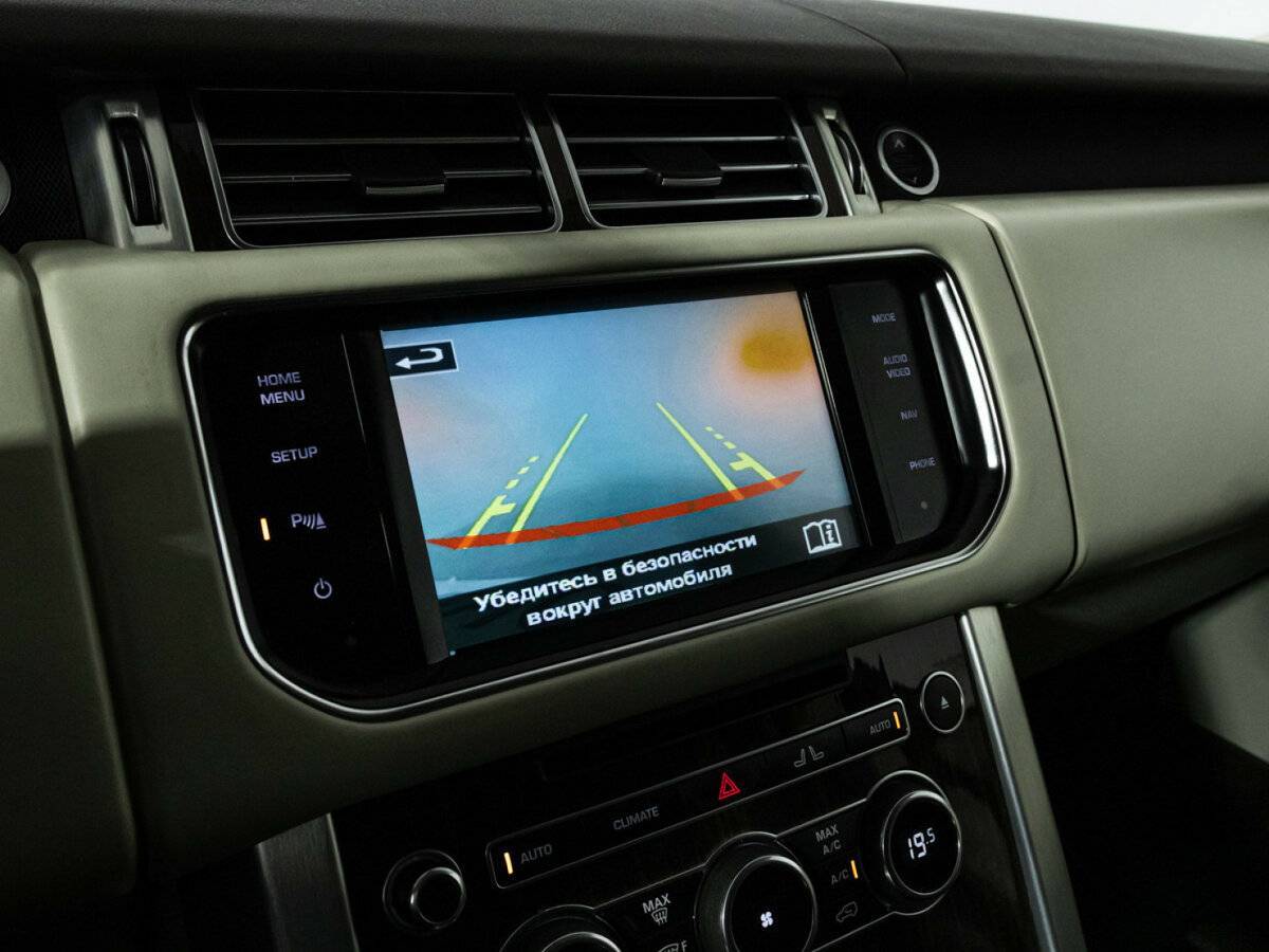 Land Rover Range Rover 2015 года с пробегом. Фото: #19