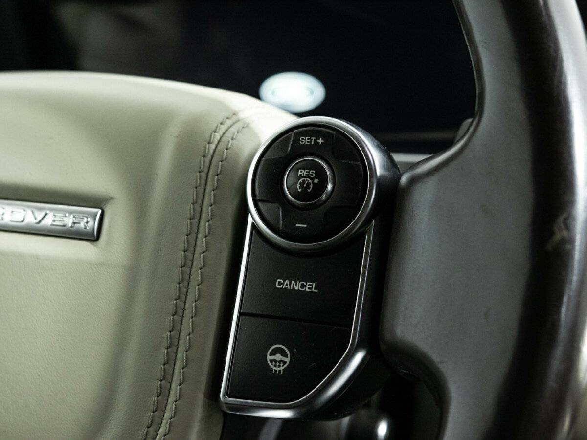 Land Rover Range Rover 2015 года с пробегом. Фото: #23