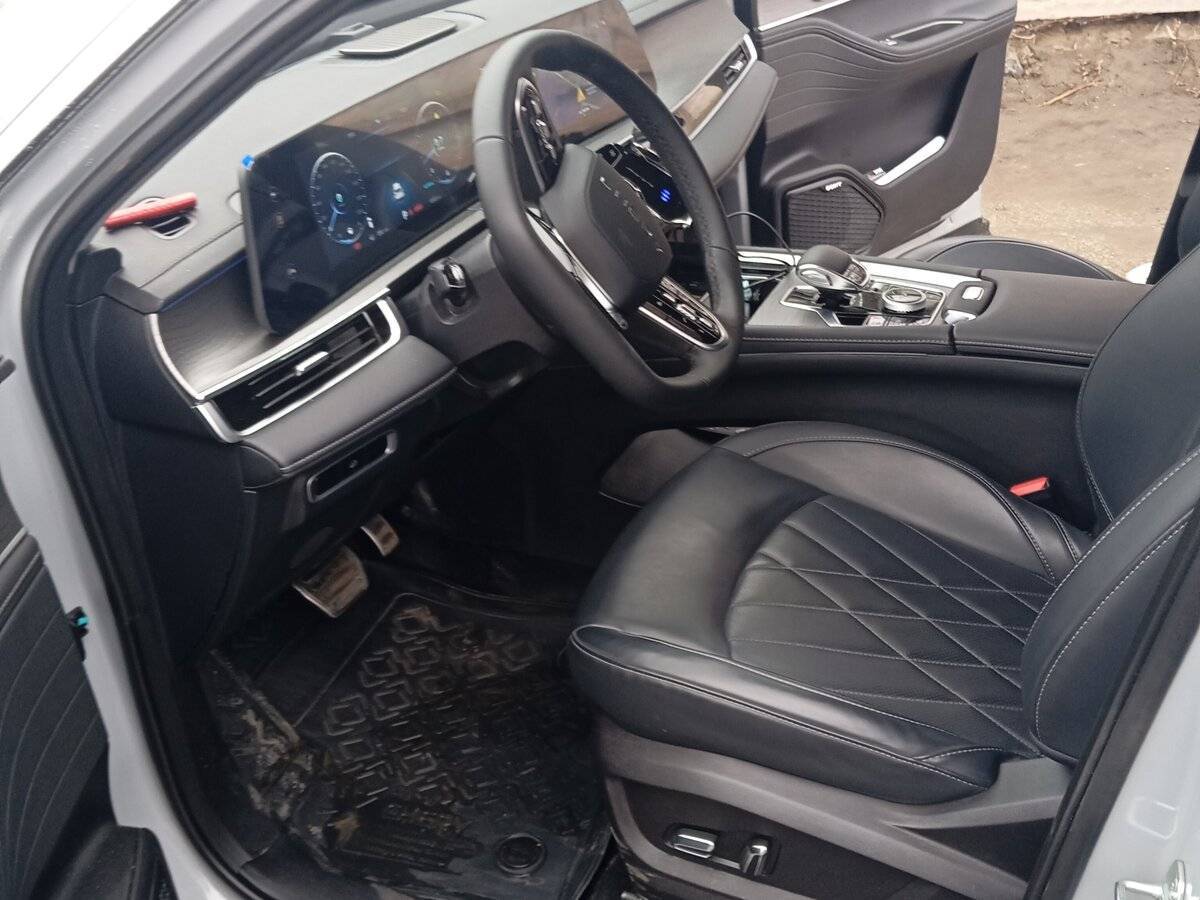 Chery Tiggo 8 Pro Max 2024 года с пробегом. Фото: #5